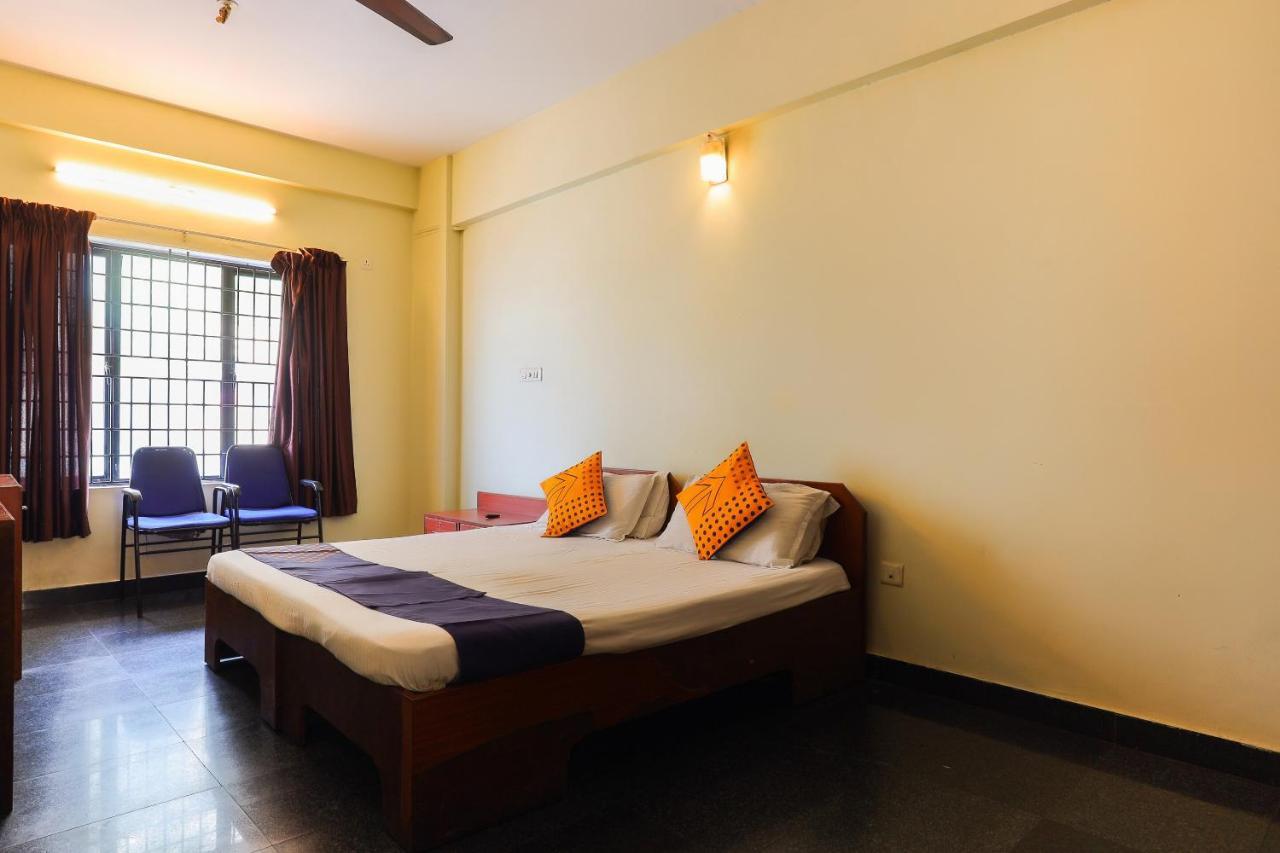 Spot On 64230 Killi Tourist Home Thiruvananthapuram Exterior photo